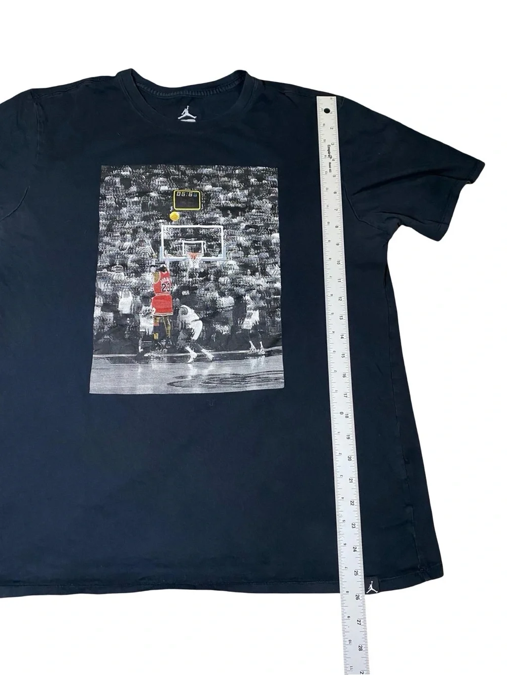 Nike Air Jordan Men's Size L Black Graphic T-Shirt Michael Jordan Game